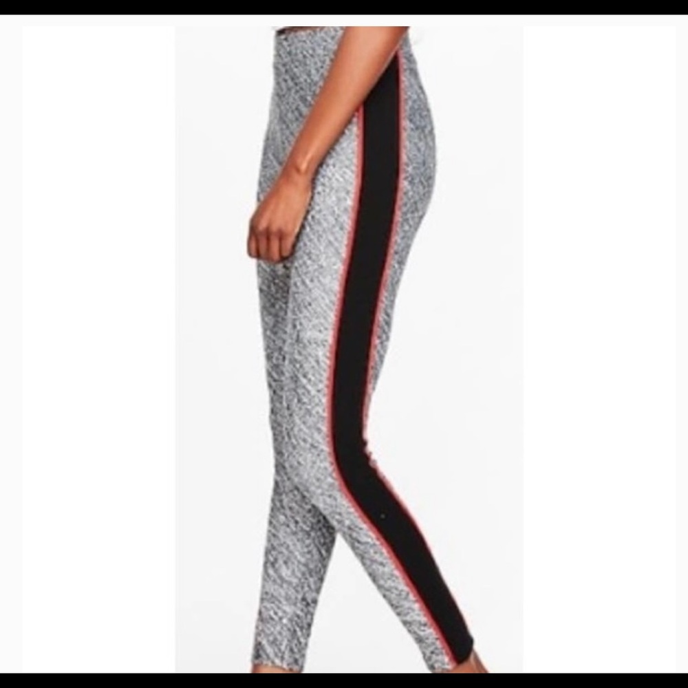 Express size small leggings